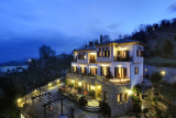 Iris Guesthouse – Τσαγκαράδα, Πήλιο ✦ 2 Ημέρες (1 Διανυκτέρευση) ✦ 2 άτομα + 1 παιδί έως 1 έτους ✦ 18 ✦ έως 19/01/2027 ✦ Υπέροχη Τοποθεσία!