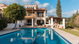 Villa Nefeli – Θερμησία, Πελοπόννησος ✦ 5 Ημέρες (4 Διανυκτερεύσεις) ✦ 2 άτομα ✦ 1 ✦ έως 12/05/2027 ✦ Υπέροχη Τοποθεσία!