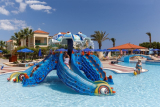 4* Lindos Princess Beach Resort & Spa – Λάρδος, Ρόδος ✦ 2 Ημέρες (1 Διανυκτέρευση) ✦ 2 άτομα + 2 παιδιά, 1 έως 13 ετών και 1 έως 1 έτους ✦ 12 ✦ έως 03/11/2026 ✦ ΝΕΡΟΤΣΟΥΛΗΘΡΕΣ!Mini Club για παιδιά!Μπροστά στην παραλία!