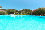 Julia Hotel – Φούρκα, Χαλκιδική ✦ 4 Ημέρες (3 Διανυκτερεύσεις) ✦ 2 άτομα ✦ 2 ✦ έως 10/10/2026 ✦ Κοντά στην παραλία!