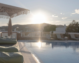 4* Mykonos Essence Adults Only Hotel – Ορνός, Μύκονος ✦ 3 Ημέρες (2 Διανυκτερεύσεις) ✦ 2 άτομα ✦ 2 ✦ έως 26/10/2026 και 10/05/2027 έως 25/10/2027 ✦ Κοντά στην Παραλία!
