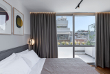 The Athenians Art Apartments – Σύνταγμα, Αθήνα ✦ 2 Ημέρες (1 Διανυκτέρευση) ✦ 2 άτομα ✦ 1 ✦ έως 31/12/2026 ✦ Στο κέντρο της Αθήνας!