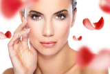 Ένα Spa Manicure και ένα Pedicure με Ημιμόνιμη ή απλή βαφή επιλογής από απλό ή γαλλικό, ένα Mυοχαλαρωτικό Μασάζ με αιθέρια έλαια διάρκειας 30 λεπτών και ένα Σχηματισμό Φρυδιών, από το ”Beauty Academy” στην Καλλιθέα