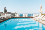 Far Out Hotel & Spa – Μυλοπότας, Ίος ✦ -25% ✦ 2 Ημέρες (1 Διανυκτέρευση) ✦ 2 άτομα + 1 παιδί έως και 1 έτους ✦ 18 ✦ έως 15/10/2026 ✦ Επιλέξτε 4 διανυκτερεύσεις και πληρώστε μόνο τις 3!