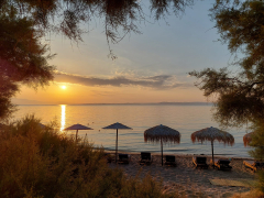 Chios Shallow Sea – Πλάκα, Χίος ✦ 2 Ημέρες (1 Διανυκτέρευση) ✦ 2 άτομα + 1 παιδί έως 4 ετών ✦ 1 ✦ έως 31/10/2026 ✦ Κοντά στη θάλασσα!
