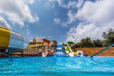4* Caretta Paradise – Τραγάκι, Ζάκυνθος ✦ 2 Ημέρες (1 Διανυκτέρευση) ✦ 2 άτομα + 1 παιδί έως 1 έτους ✦ 12 ✦ έως 30/10/2026 ✦ Νεροτσουλήθρες!