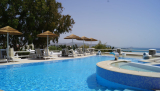 4* Kavuras Village – Άγιος Προκόπιος, Νάξος ✦ 2 Ημέρες (1 Διανυκτέρευση) ✦ 2 άτομα + 1 παιδί έως 2 ετών ✦ 2 ✦ έως 07/10/2026 ✦ Κοντά στην παραλία!