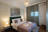Blue Ark Boho Stay at Acropolis – Αθήνα ✦ 3 Ημέρες (2 Διανυκτερεύσεις) ✦ 2 άτομα ✦ 1 ✦ έως 31/12/2026 ✦ Κοντά στο κέντρο της πόλης!