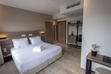 Sette Suites & Rooms – Ξυλόκαστρο ✦ 2 Ημέρες (1 Διανυκτέρευση) ✦ 2 άτομα ✦ 1 ✦ έως 31/12/2027 ✦ Υπέροχη Τοποθεσία!