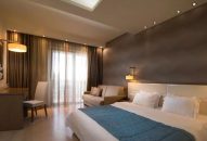 4* Cosmopolitan Hotel – Παραλία Κατερίνης, Πιερία ✦ 2 Ημέρες (1 Διανυκτέρευση) ✦ 2 άτομα + 2 παιδιά 1 έως 11 ετών και 1 έως 1 έτους ✦ 2 ✦ έως 30/9/2026 ✦ Κοντά στην Παραλία!
