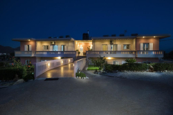 Skamagkas M. Apartments – Χανιά, Κρήτη ✦ 4 Ημέρες (3 Διανυκτερεύσεις) ✦ 2 άτομα + 1 παιδί έως 1 έτους ✦ 1 ✦ έως 01/12/2026 ✦ Υπέροχη Τοποθεσία!