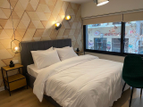 The Caravan Apartments – Θεσσαλονίκη ✦ 2 Ημέρες (1 Διανυκτέρευση) ✦ 2 άτομα + 1 παιδί έως 1 έτους ✦ 1 ✦ έως 31/12/2026 ✦ Στο κέντρο της Θεσσαλονίκης!