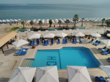 5* Eona Beach Resort by Greek Pride – Αγία Τριάδα, Θεσσαλονίκη ✦ -25% ✦ 2 Ημέρες (1 Διανυκτέρευση) ✦ 2 άτομα ✦ 43 ✦ έως 31/12/2026 ✦ ΔΩΡΟ η Πλήρης Διατροφή ή η Ημιδιατροφή ή το Πρωινό!Επιλέξτε 4 διανυκτερεύσεις και πληρώστε μόνο τις 3!Πάνω στη θάλασσα!