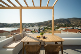 Noleya Pure Island Stay – Μπατσί, Άνδρος ✦ 3 Ημέρες (2 Διανυκτερεύσεις) ✦ 2 άτομα + 1 παιδί έως 2 ετών ✦ 1 ✦ έως 01/10/2026 ✦ Κοντά στην Παραλία!