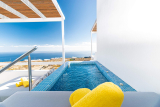 Salvatore Villas – Ημεροβίγλι, Σαντορίνη ✦ -15% ✦ 3 Ημέρες (2 Διανυκτερεύσεις) ✦ 2 άτομα + 1 παιδί έως 1 έτους ✦ 18 ✦ έως 09/11/2026 ✦ Θέα Θάλασσα!