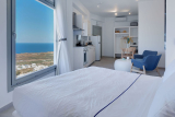 SantoView Villas – Βουρβούλος, Σαντορίνη ✦ 3 Ημέρες (2 Διανυκτερεύσεις) ✦ 2 άτομα + 1 παιδί έως 1 έτους ✦ 1 ✦ έως 31/10/2026 ✦ Υπέροχη Θέα!