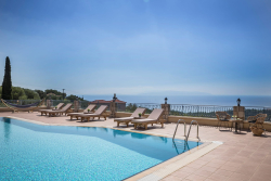 Diana Suites – Τραπεζάκι, Κεφαλονιά ✦ 4 Ημέρες (3 Διανυκτερεύσεις) ✦ 2 άτομα ✦ 1 ✦ 20/04/2026 έως 29/10/2026 ✦ Μαγευτική Τοποθεσία!