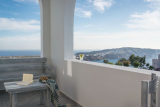 Aspronisi Luxury Villa – Μεγαλοχώρι, Σαντορίνη ✦ 3 Ημέρες (2 Διανυκτερεύσεις) ✦ 2 άτομα ✦ 18 ✦ έως 01/11/2026 ✦ Μοναδική θέα στην Καλντέρα!
