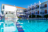 Eleana Hotel – Αργάσι, Ζάκυνθος ✦ 2 Ημέρες (1 Διανυκτέρευση) ✦ 2 άτομα + 1 παιδί έως 2 ετών ✦ 18 ✦ έως 30/09/2026 ✦ 5 λεπτά απ’την παραλία!
