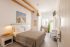 Parosquare Central Suites – Παροικιά, Πάρος ✦ 2 Ημέρες (1 Διανυκτέρευση) ✦ 2 άτομα + 1 παιδί έως 1 έτους ✦ 1 ✦ έως 16/10/2026 ✦ Στο κέντρο της Παροικιάς!