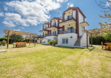 Blue Donkey Villas – Πολύχρονο, Χαλκιδική ✦ 8 Ημέρες (7 Διανυκτερεύσεις) ✦ 7 άτομα + 1 παιδί έως 1 έτους ✦ 1 ✦ έως 01/12/2026 ✦ Κοντά στην παραλία!