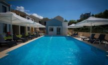 3* Mantinia Bay | Μικρή Μαντίνεια, Καλαμάτα