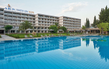 4* AKS Porto Heli – Πόρτο Χέλι ✦ 2 Ημέρες (1 Διανυκτέρευση) ✦ 2 άτομα + 2 παιδιά 1 έως 12 ετών και 1 έως 1 έτους ✦ 20 ✦ έως 10/10/2026 ✦ Παιδική απασχόληση!Θερινό σινεμά για τα παιδιά!