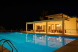 4* Alonissos Beach Bungalows & Suites Hotel – Αλόννησος ✦ 3 Ημέρες (2 Διανυκτερεύσεις) ✦ 2 άτομα ✦ 2 ✦ έως 27/09/2026 ✦ Υπέροχη Τοποθεσία!