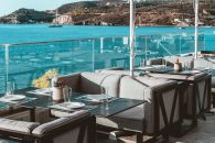 4* Apollo Resort – Aγία Μαρίνα, Αίγινα ✦ 2 Ημέρες (1 Διανυκτέρευση) ✦ 2 άτομα + 1 παιδί έως 11 ετών ✦ 2 ✦ 01/05/2026 έως 30/09/2026 ✦ Κοντά στην παραλία!