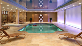 4* Divani Meteora Hotel – Καλαμπάκα ✦ 2 Ημέρες (1 Διανυκτέρευση) ✦ 2 άτομα + 1 παιδί έως 11 ετών ✦ 20 ✦ έως 21/12/2026 ✦ Εσωτερική πισίνα, σάουνα, ατμόλουτρο, τζακούζι