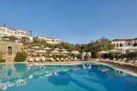 4* Leda Village Resort – Χόρτο, Πήλιο ✦ 2 Ημέρες (1 Διανυκτέρευση) ✦ 2 άτομα + 2 παιδιά έως 3 ετών ✦ 20 ✦ έως 16/10/2026 ✦ Δωρεάν ομπρέλες και ξαπλώστρες στην παραλία και στην πισίνα!