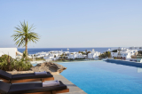 4* Mr. & Mrs. White Mykonos – Πλατύς Γιαλός, Μύκονος ✦ 2 Ημέρες (1 Διανυκτέρευση) ✦ 2 άτομα + 1 παιδί έως 1 έτους ✦ 18 ✦ έως 13/10/2026 ✦ Υπέροχη Τοποθεσία!