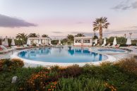 4* Porto Naxos Hotel – Άγιος Γεώργιος, Νάξος ✦ 2 Ημέρες (1 Διανυκτέρευση) ✦ 2 άτομα + 1 παιδί έως 1 έτους ✦ 2 ✦ έως 31/10/2026 ✦ Στο Κέντρο της Πόλης!