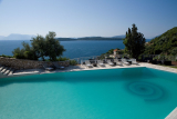 4* Red Tower Hotel – Νικιάνα, Λευκάδα ✦ 2 Ημέρες (1 Διανυκτέρευση) ✦ 2 άτομα + 2 παιδιά 1 έως 11 ετών + 1 έως 2 ετών ✦ 2 ✦ έως 11/10/2026 ✦ Υπέροχη Τοποθεσία!