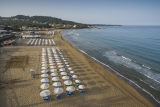 5* Aldemar Olympian Village – Σκαφιδιά, Ηλεία ✦ 2 Ημέρες (1 Διανυκτέρευση) ✦ 2 άτομα + 1 παιδί έως 12 ετών ✦ 22 ✦ έως 19/10/2026 ✦ ΝΕΡΟΤΣΟΥΛΗΘΡΑ!Παιδική απασχόληση!Μπροστά στην παραλία!