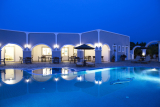 5* Maistros Village Hotel – Καρτεράδος, Σαντορίνη ✦ -54% ✦ 2 Ημέρες (1 Διανυκτέρευση) ✦ 2 άτομα ✦ 2 ✦ έως 31/10/2026 ✦ Υπέροχη Τοποθεσία!