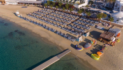 5* Mykonos Dove Beachfront Hotel – Πλατύς Γιαλός, Μύκονος ✦ 2 Ημέρες (1 Διανυκτέρευση) ✦ 2 άτομα + 1 παιδί έως και 2 ετών ✦ 2 ✦ 15/05/2026 έως 31/10/2026 ✦ Μπροστά στην παραλία!