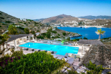 Agalia Luxury Suites – Ίος ✦ 3 Ημέρες (2 Διανυκτερεύσεις) ✦ 2 άτομα + 1 παιδί 1 έως 5 ετών ✦ 2 ✦ έως 30/09/2026 ✦ Κοντά σε παραλία!