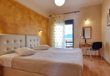 Atlantis Hotel – Κέρκυρα ✦ 2 Ημέρες (1 Διανυκτέρευση) ✦ 2 άτομα ✦ 18 ✦ έως 01/11/2026 ✦ Κοντά στο λιμάνι!