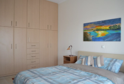 Blue Ark Aigeira Flat & Studio – Αιγείρα, Πελοπόνησσος ✦ 2 Ημέρες (1 Διανυκτέρευση) ✦ 2 άτομα ✦ 1 ✦ έως 31/12/2026 ✦ Κοντά στην Παραλία!