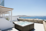 Boho Origin Mykonos – Μύκονος ✦ 3 Ημέρες (2 Διανυκτερεύσεις) ✦ 2 άτομα + 1 παιδί έως 2 ετών ✦ 1 ✦ έως 09/12/2026 ✦ Στην πόλη της Μυκόνου!