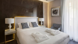 Consolato Boutique Suites – Χανιά, Κρήτη ✦ 2 Ημέρες (1 Διανυκτέρευση) ✦ 2 άτομα + 1 παιδί έως 2 ετών ✦ 1 ✦ έως 31/12/2026 ✦ Στο κέντρο των Χανίων!
