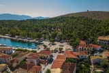 Epavlis Boutique Galaxidi – Γαλαξίδι ✦ -33% ✦ 2 Ημέρες (1 Διανυκτέρευση) ✦ 2 άτομα ✦ 2 ✦ 01/01/2027 έως 31/12/2027 ✦ Με την αγορά 2 διανυκτερεύσεων δίδεται επιπλέον 1 διανυκτέρευση ΔΩΡΟ!