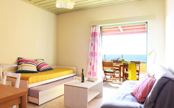 Esperides Apartments By The Sea – Μαραθόπολη, Μεσσηνία ✦ 3 Ημέρες (2 Διανυκτερεύσεις) ✦ 2 άτομα + 1 παιδί έως και 2 ετών ✦ 1 ✦ έως 31/12/2026 ✦ Κοντά σε παραλία!