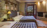 Grand Vytina Hotel & Suites – Βυτίνα ✦ -15% ✦ 3 Ημέρες (2 Διανυκτερεύσεις) ✦ 2 άτομα + 1 παιδί έως 6 ετών ✦ 2 ✦ έως 30/09/2026 ✦ Υπέροχη Τοποθεσία!