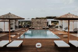 Hooga Hotel – Μύτικας, Πρέβεζα ✦ 2 Ημέρες (1 Διανυκτέρευση) ✦ 2 άτομα ✦ 2 ✦ έως 31/12/2027 ✦ Μοναδική Τοποθεσία!