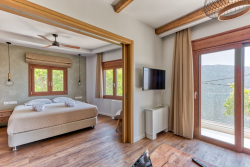 Komody Apartments – Δελφοί ✦ 2 Ημέρες (1 Διανυκτέρευση) ✦ 2 άτομα ✦ 1 ✦ έως 19/12/2026, για διαμονή από Κυριακή έως Πέμπτη ✦ Με την αγορά 2 διανυκτερεύσεων δίδεται επιπλέον 1 Νύχτα ΔΩΡΟ για Φεβρουάριο!