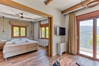 Komody Apartments – Δελφοί ✦ 2 Ημέρες (1 Διανυκτέρευση) ✦ 2 άτομα ✦ 1 ✦ έως 19/12/2026, για διαμονή από Κυριακή έως Πέμπτη ✦ Υπέροχη Τοποθεσία!