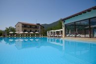 Mont Helmos Hotel – Κλειτορία, Καλάβρυτα ✦ -25% ✦ 2 Ημέρες (1 Διανυκτέρευση) ✦ 2 άτομα ✦ 2 ✦ έως 31/12/2026 ✦ Επιλέξτε 4 διανυκτερεύσεις και πληρώστε μόνο τις 3!Υπέροχη Τοποθεσία!