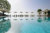 Olympios Zeus Hotel Bungalows – Παραλία Λιτοχώρου ✦ 2 Ημέρες (1 Διανυκτέρευση) ✦ 2 άτομα + 1 παιδί έως 2 ετών ✦ 12 ✦ 15/05/2027 έως 04/10/2027 ✦ Μπροστά στην παραλία!
